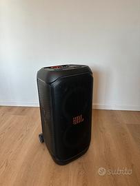 Cassa JBL partybox 320 per feste ed eventi