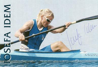 Cartolina pubblicitaria josefa idem autografo