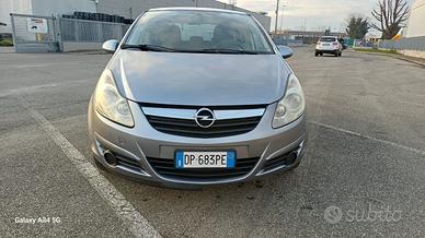 Opel corsa 1.3 mjt