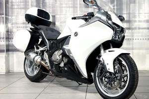 Honda VFR 1200 F DTC ABS