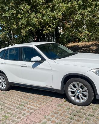 BMW X1 1.8 D X Drive Sportline 2013 196000 km
