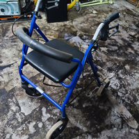 Deambulatore per anziani