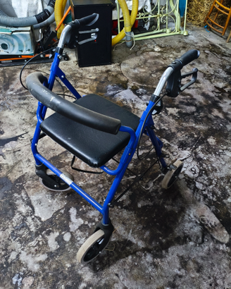 Deambulatore per anziani