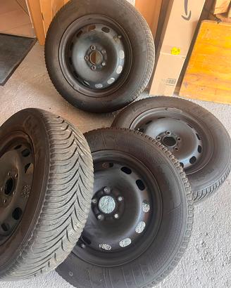 4 cerchi in ferro 15 pollici