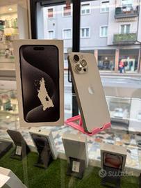 IPhone 15 Pro Max 256GB usato Garanzia: 1 Anno