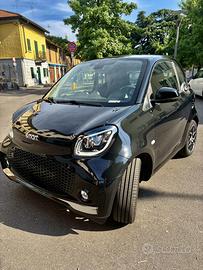 smart fortwo eq