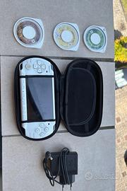PsP perfettamente funzionante completa