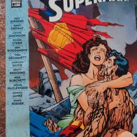 DC Comics  - Superman 