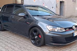 Volkswagen Golf GTI Performance 2.0 TSI DSG 5p. Bl