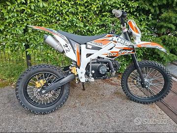 PITBIKE GT 125cc ruote 17/14 BIANCO SPORT