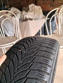 Pneumatici invernali Nexen Winguard 225/50R18 99H