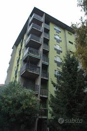 Trilocale zona Accademia di Finanza