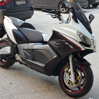 Aprilia srv 850 atc