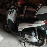 scooter sh 300