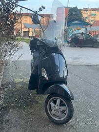 Piaggio Vespa LX 150
