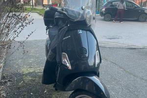 Piaggio Vespa LX 150