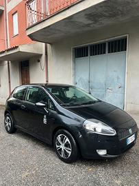 FIAT PUNTO 1.9 135CV PREPARATA A TORINO LEGGI
