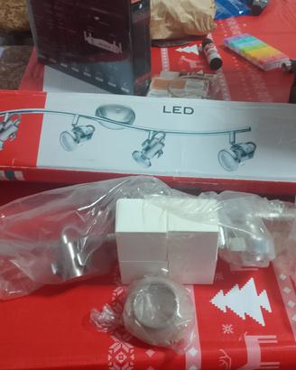 plafoniera led Eglo 4 faretti con lampadine