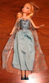Mattel Principessa Disney Frozen Elsa con Musica