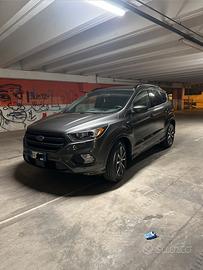 Ford kuga st line