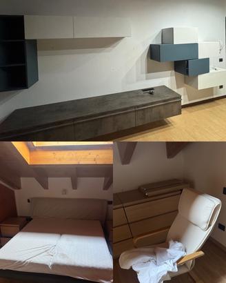 Mobili arredo,letto matrimoniale,sedia da lettura