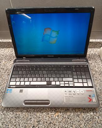 TOSHIBA L755 i3-2310M | Ram 8 GB |SSD 64 GB | Win7