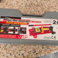 cric auto kmt con ruote nuovo