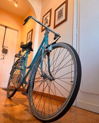Bicicletta d’epoca azzurra – da restaurare 🚲✨