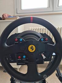 Thrustmaster T300 Ferrari GTE Base + Volante PS5