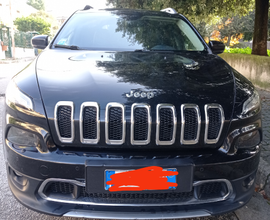 Straordinaria jeep cherokee