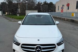 Mercedes classe b 2019 180d cambio automatico