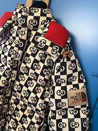 Piumino/giubbotto Gucci x North face