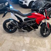 Ducati Hyperstrada 821