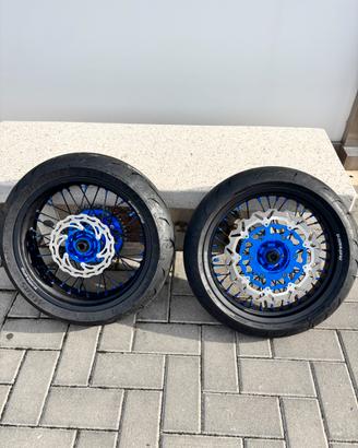 Cerchi Motard Husqvarna Ktm nuovi completi