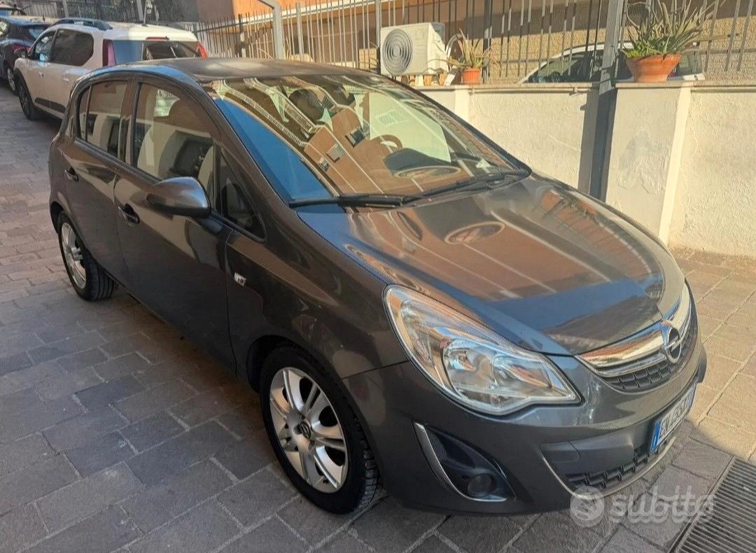 Opel Corsa 1.2 GPL 85 CV - Anno 2012 - Auto In vendita a Roma