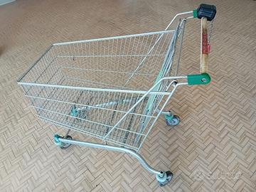 Carrello spesa supermercato