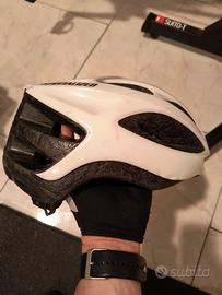 casco bicicletta 