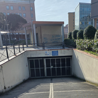 Garage in piazza Dante Alighieri,