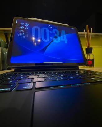 SIGILLATI NUOVI - iPad Air, MagicKeyboard + Pencil
