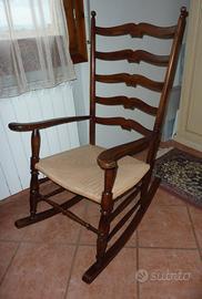 Sedia Dondolo vintage 