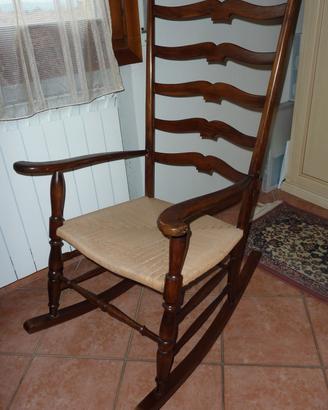 Sedia Dondolo vintage 