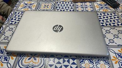Notebook HP (trattabile)