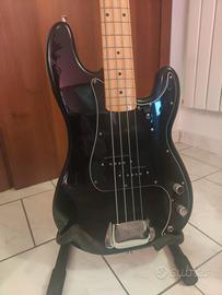 Fender Precision Roger Wsters 
