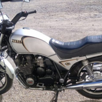 Yamaha 750 xs