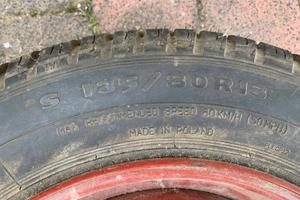 Ruota di scorta ruotino con cric