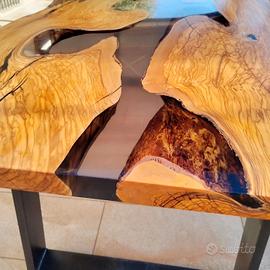 Tavolo River Table in Legno di Ulivo e Resina 