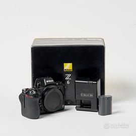 Nikon mirrorless  z6 - 24 mpx full frame