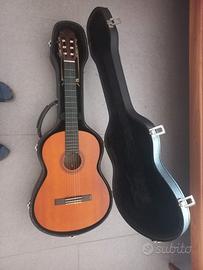 Chitarra classica Yamaha CG-110A con fodero rigido