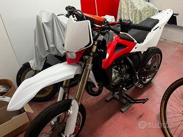 Husquarna sm 125