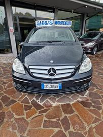 Mercedes-benz B 200 CDI PER NEOPATENTATI E CAMBIO 